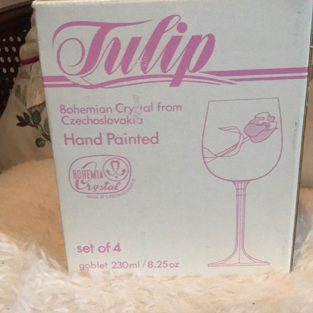 Vintage Tulip bohemian crystal drinking glasses.SET Of 4